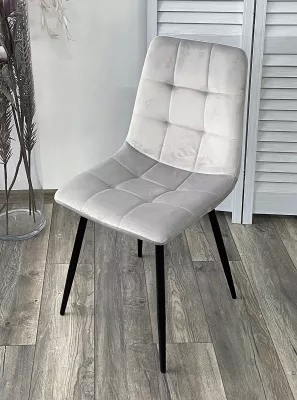 Стул BARI UF910-02 LIGHT GREY, велюр / черный каркас М-City Стул BARI UF910-02 LIGHT GREY, велюр / черный каркас М-City