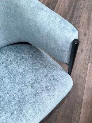 Стул ДИЛЛ, цвет RAIN 7 бриз, велюр / черный каркас