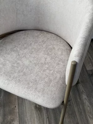 Стул ДИЛЛ, цвет RAIN 8 слоновая кость, велюр / шампань каркас