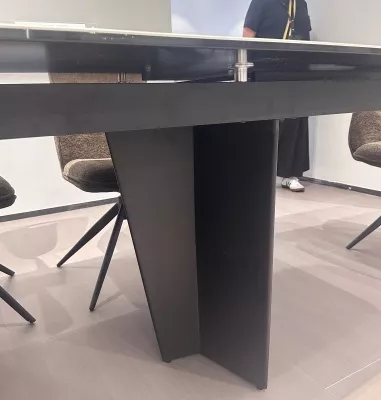 Стол MIKKEL 200 TL-188, испанская керамика / черный каркас, ®DISAUR