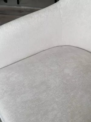 Стул АЛИСТЕР, цвет RAIN 1 молочный велюр / черный каркас