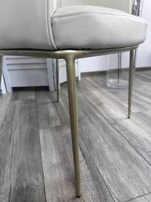 Стул BRUNO Milk T1-02, PU / шампань, ®DISAUR