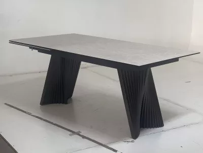 Стол YOAKIM 180 TL-102 Бежевый мрамор, испанская керамика / Темно-серый каркас, ®DISAUR